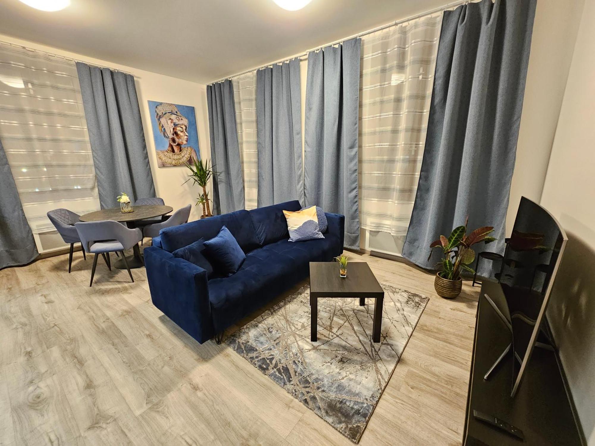 Luxusni Apartman 3Kk U Namesti - Klicperova Hradec Králové Екстериор снимка